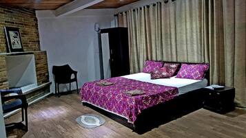 Standard Room | Rollaway beds