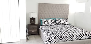 5 chambres, literie de qualité supérieure, décoration personnalisée
