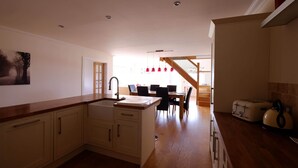 Unclassified image, 2 of 12, button - Brae Cottage (Dunvegan)