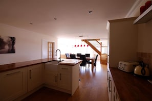 Interior - Brae Cottage (Dunvegan)