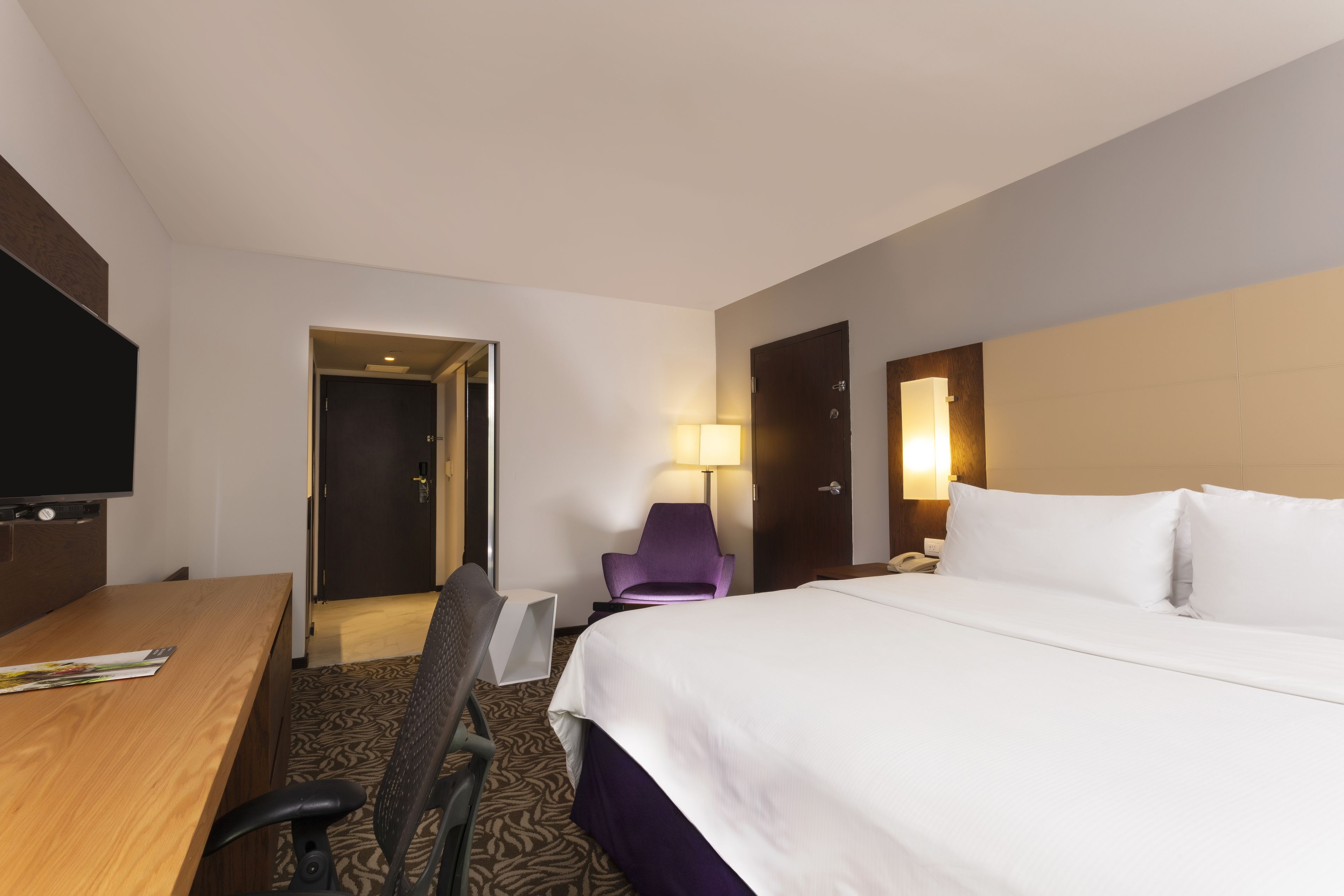 superior room, 1 king bed | minibar, in-room safe, desk, blackout curtains