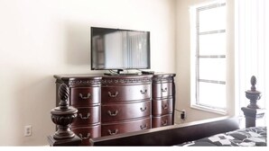 Unclassified image, 2 of 38, button - Villa 2 (Fort Lauderdale)
