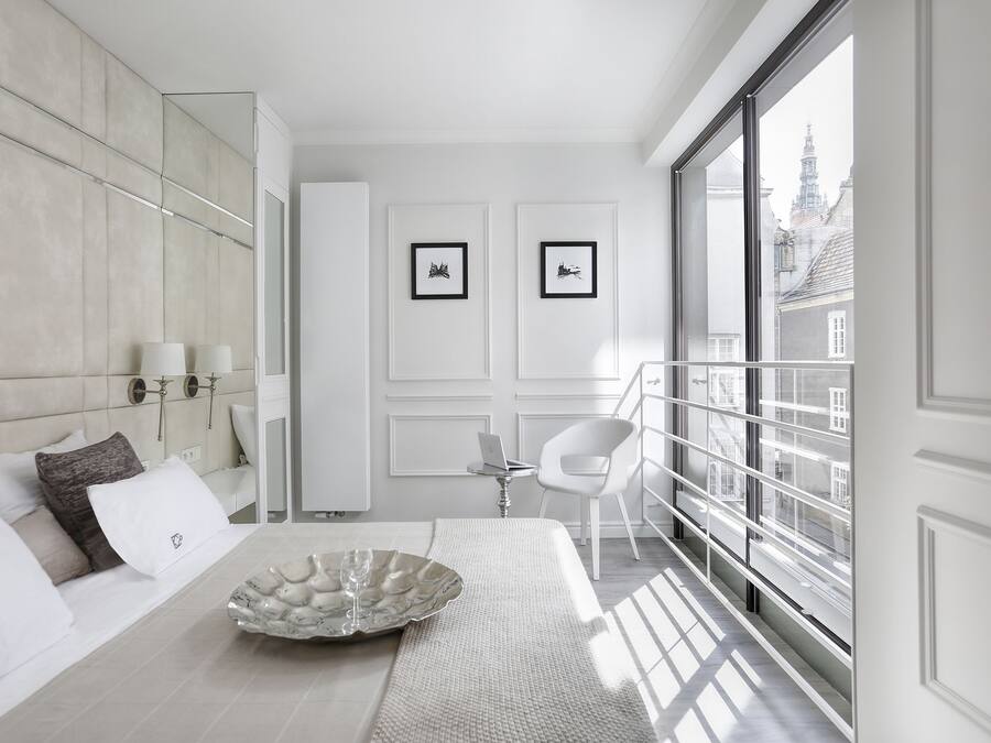 Dobbeltværelse (nr 10) | Individuelt design, individuel indretning, skrivebord