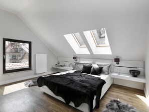 Standard Room (nr 14) | Individually decorated, individually furnished, desk, iron/ironing board - Sweet Suite Apart (Gdansk)