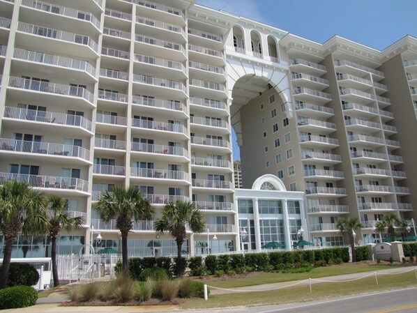 Front of property - Majestic Sun Condos by Crystal Waters (Destin)