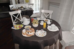 Essen und Trinken