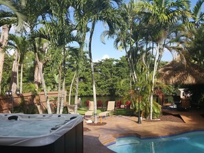 Outdoor spa tub - Villa 3 (Fort Lauderdale)