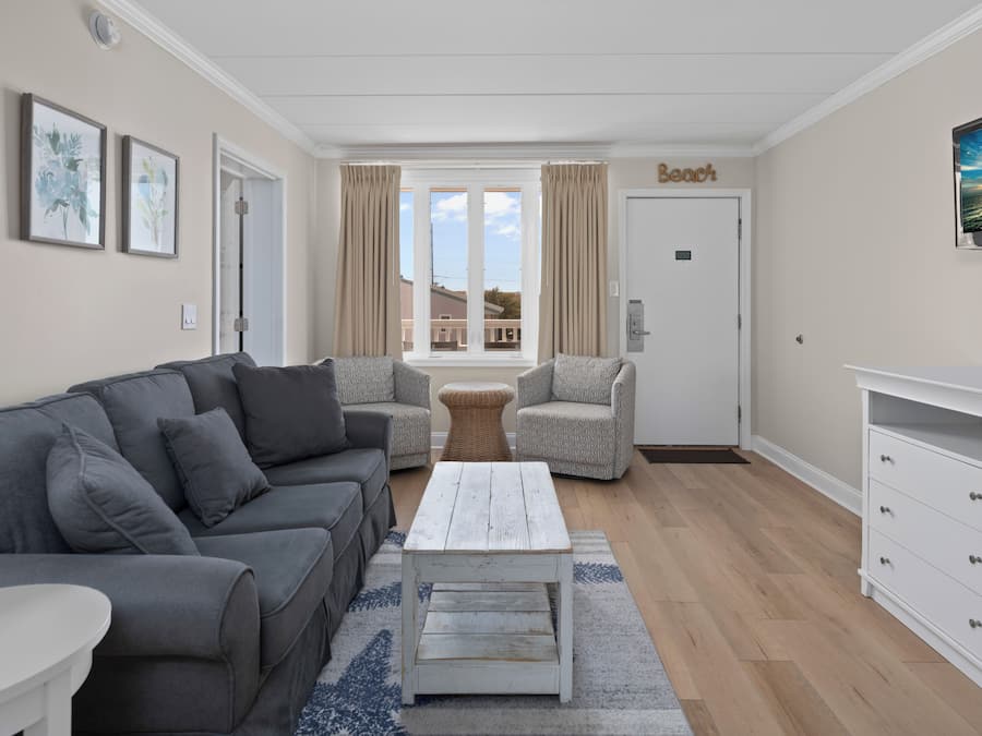 Premier Suite, Multiple Beds | Living area | Flat-screen TV