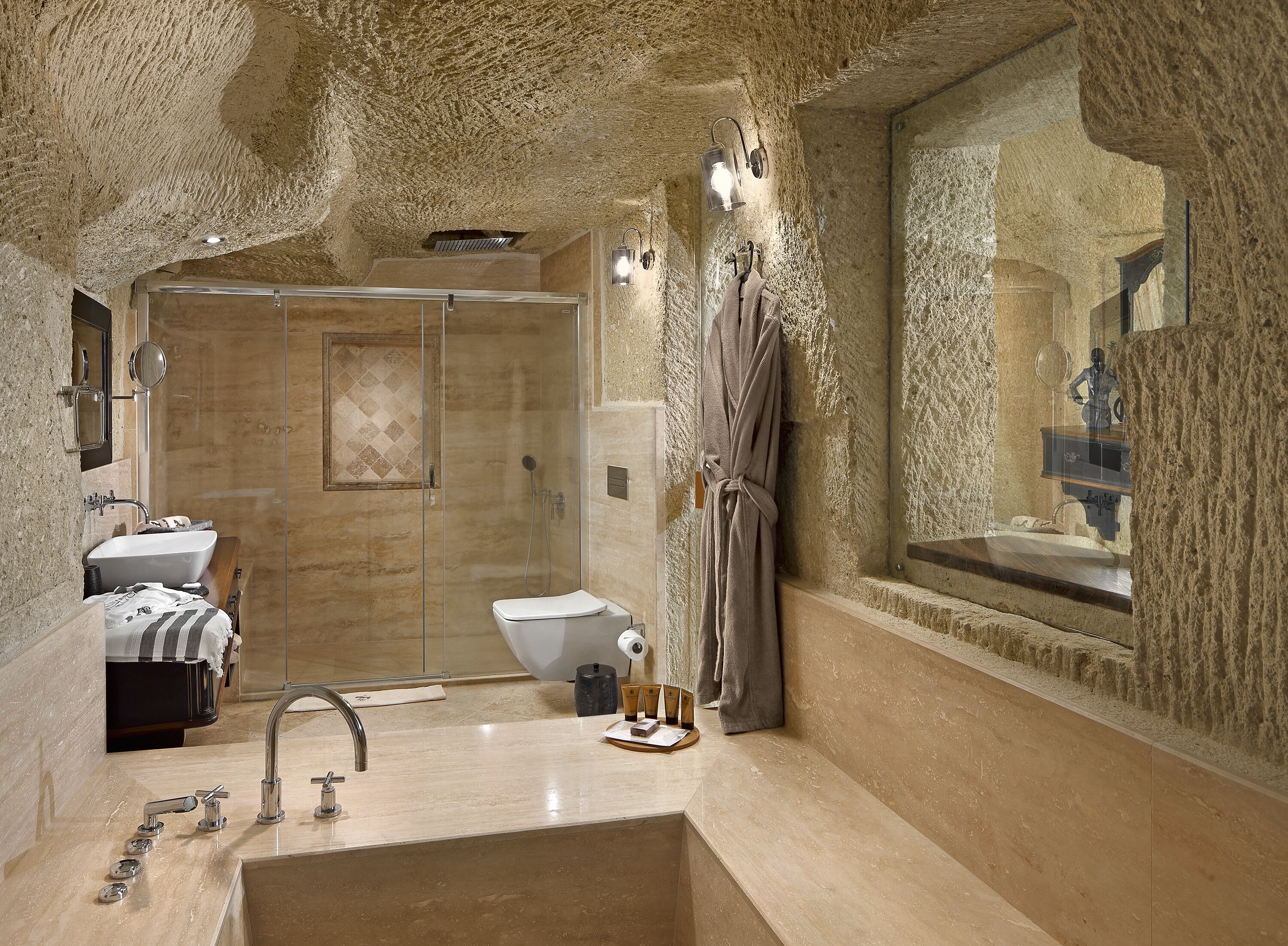 queen suite | bathroom | separate bathtub and shower, deep-soaking bathtub, rainfall showerhead