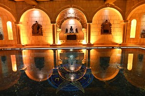 Sauna seca, banho turco/hammam, tratamentos corporais, aromaterapia