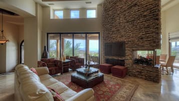 獨棟房屋, 3 間臥室, 非吸煙房 | 起居區 | 平面電視