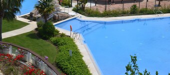Parque Botanico Holiday Rentals