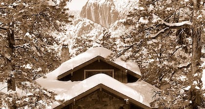 'Rockhedge', A Beautifully Restored 1921 Historic Home!