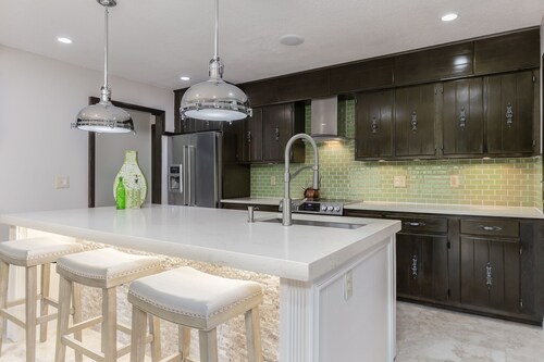 MODERN GOLF VILLA PINEHURST US OPEN WEEK AVAIL. WALK TO COURSE #2. AMPLE PARKING