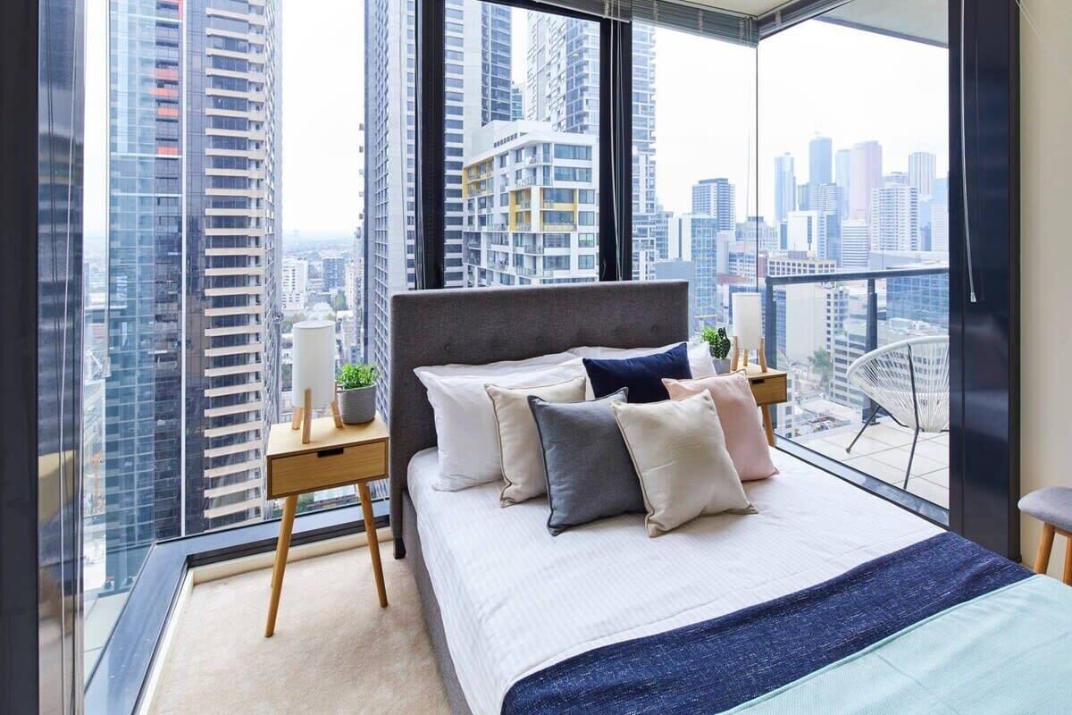 3 chambres, bureau, espace de travail pour ordinateur portable