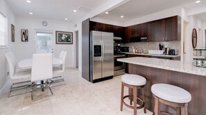 House, 3 Bedrooms | Private kitchen | Full-size fridge, microwave, oven, dishwasher
