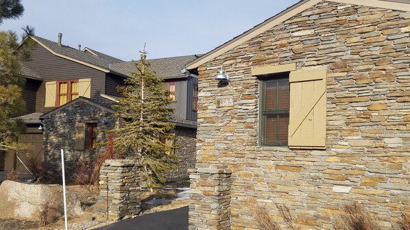 Exterior - Snowcreek Resort Vacation Rental #1187 (Mammoth Lakes)