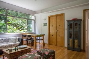 Apartment | Living room