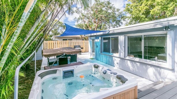 House, 4 Bedrooms, Private Pool | Terrace/patio - Vacation Palace (Fort Lauderdale)
