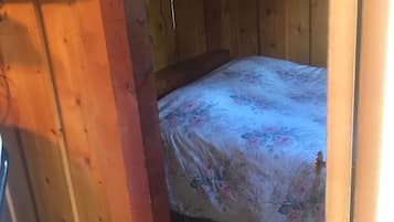 2 makuuhuonetta, ilmainen Wi-Fi, vuodevaatteet