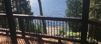 Quiet Getaway- Waterfront cottage 