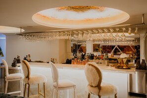 2 bares o lounges, bar en la azotea 