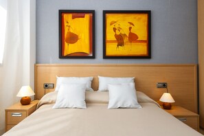 1 室のベッドルーム、アイロン / アイロン台、WiFi (無料)、ベッドシーツ