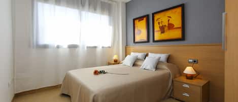 1 chambre, fer et planche Ă repasser, Wi-Fi gratuit, draps fournis