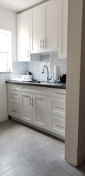 Property amenity - Charming Hollywood Retreat (Hollywood)