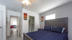 Property amenity - Charming Hollywood Retreat (Hollywood)