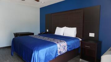 Escritorio, wifi gratis y ropa de cama