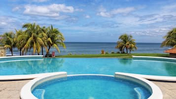 Poolside bar