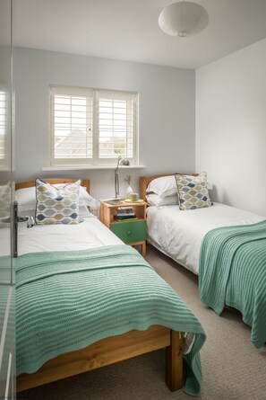 3 bedrooms, Egyptian cotton sheets, free Internet