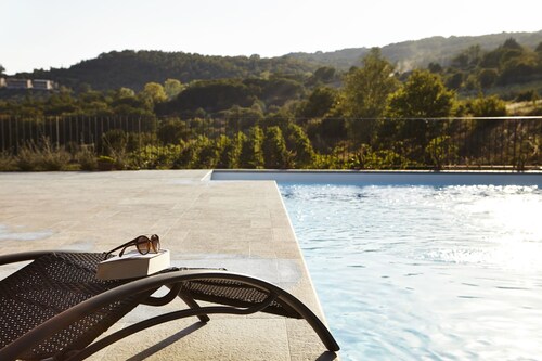 Nice apartment for 6 people with WIFI, pool, TV and pets allowed, close to Arezzo
