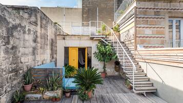 Penthouse, Terrasse, Meerblick | Hochwertige Bettwaren, Schreibtisch, Verdunkelungsvorhänge