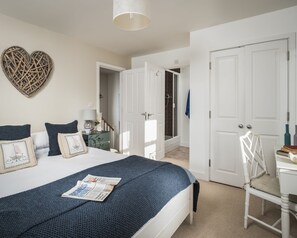 3 habitaciones, cuna de viaje y internet 