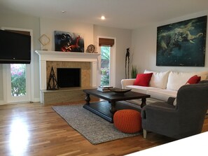 Luxury Villa, 4 Bedrooms, Private Pool | Living room - Biltmore 4 Bedrooms (Phoenix)
