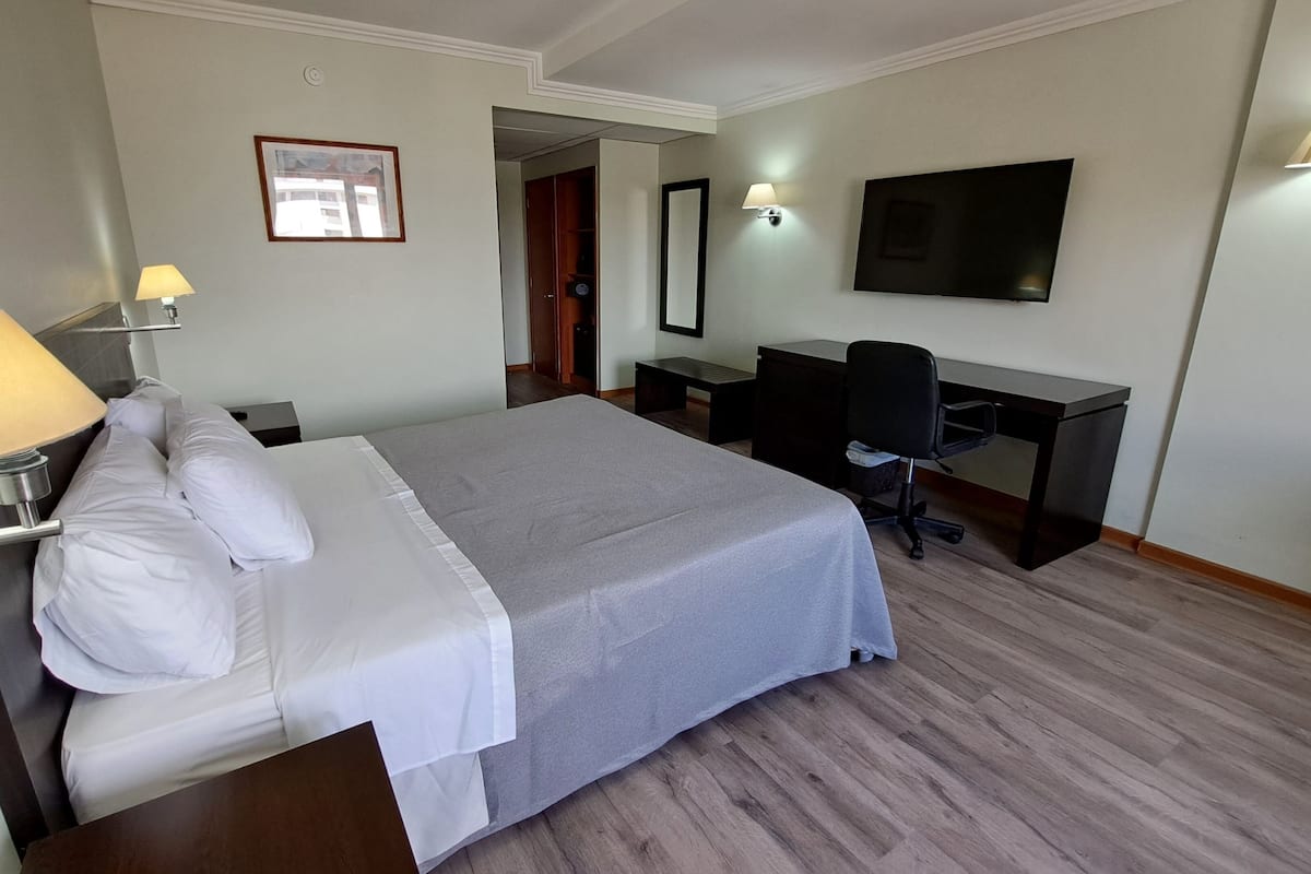 Chambre Standard | Minibar, coffres-forts dans les chambres, bureau, Wi-Fi gratuit
