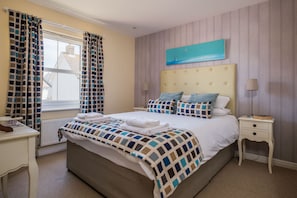 4 bedrooms, Internet - Camber Cottage - a cottage that sleeps 8 guests in 4 bedrooms (Rye)