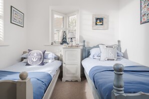 3 Schlafzimmer, Reisekinderbett, WLAN