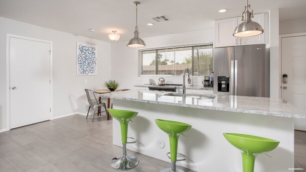 Design Villa, 4 Bedrooms, Private Pool | Private kitchen - Entertainment District Escape (Scottsdale)