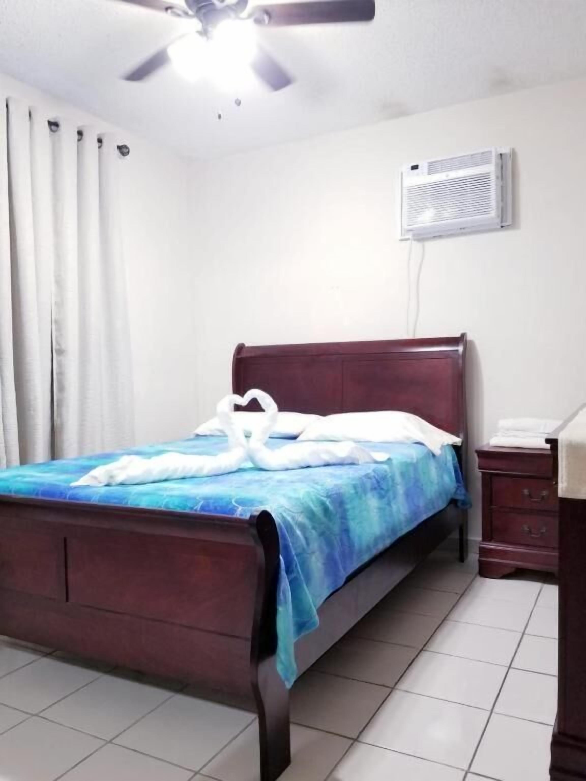 Montones Beach Apartment C-3