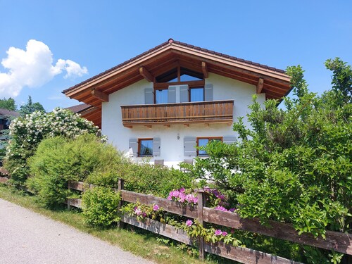 Apartment 80 sqm, 2 bedrooms, balcony and terrace