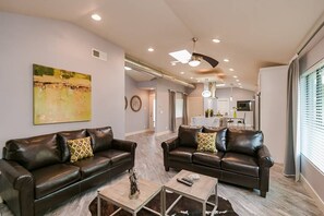 Vila, 4 kamar tidur, Bebas Asap Rokok | Area keluarga | TV layar datar