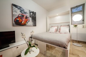 1 habitación y caja de seguridad en la habitación 