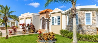 Big vacational house in Isabela