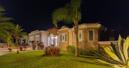 Big vacational house in Isabela