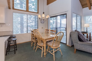 Dining Room Table and Kitchen Bar