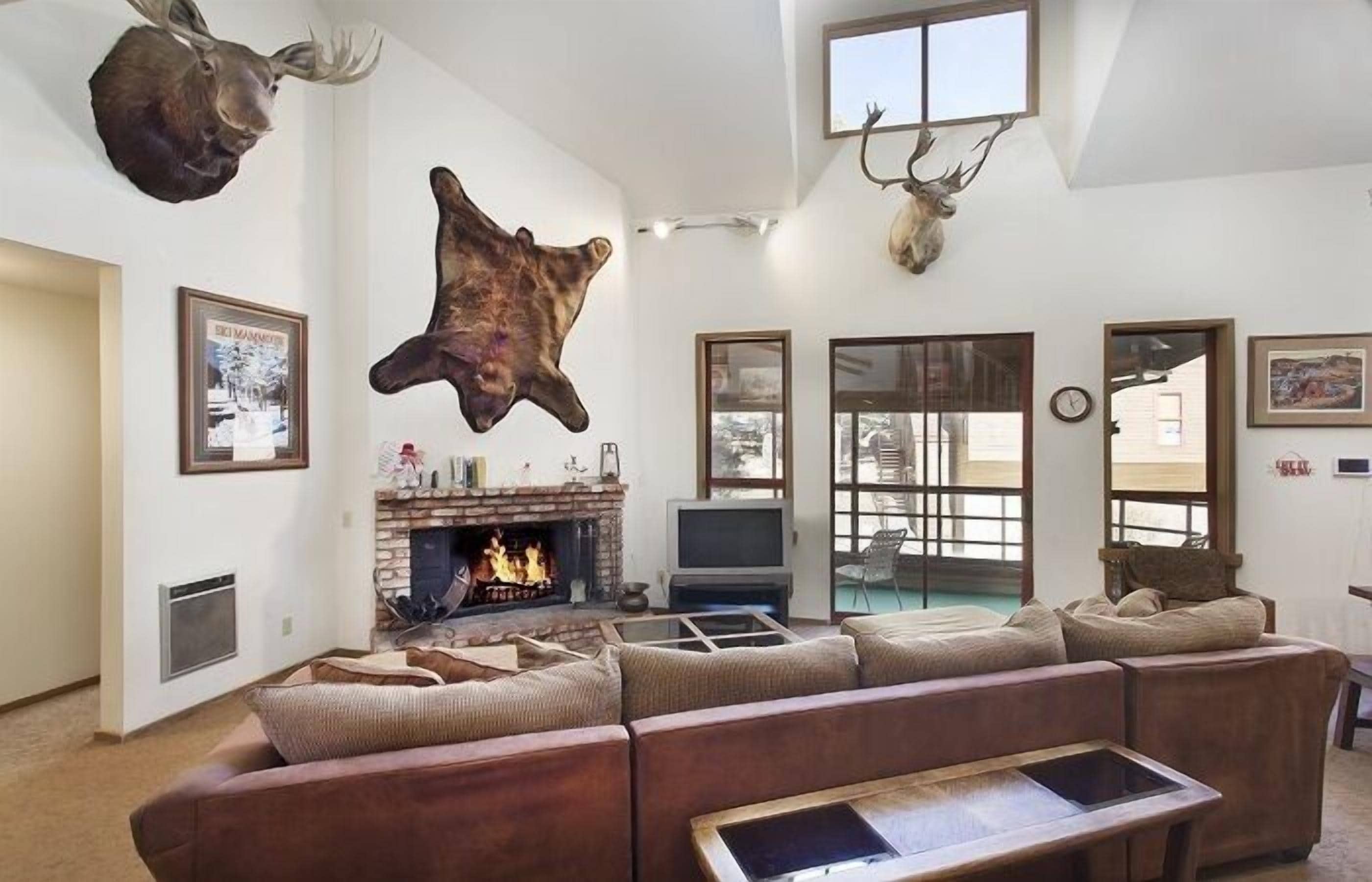 Quaint 3 Bedroom plus Loft Condo with Lots of Mountain Charm