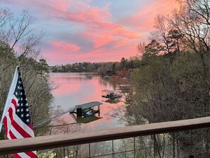 Property grounds - Cottage in the Cove - Privacy / View / Screened Porch / Outdoor Cooking / Dock (Crane Hill)